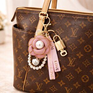 Authentic Louis Vuitton Gold Padlock & Key with Unbranded  Keychain 031326